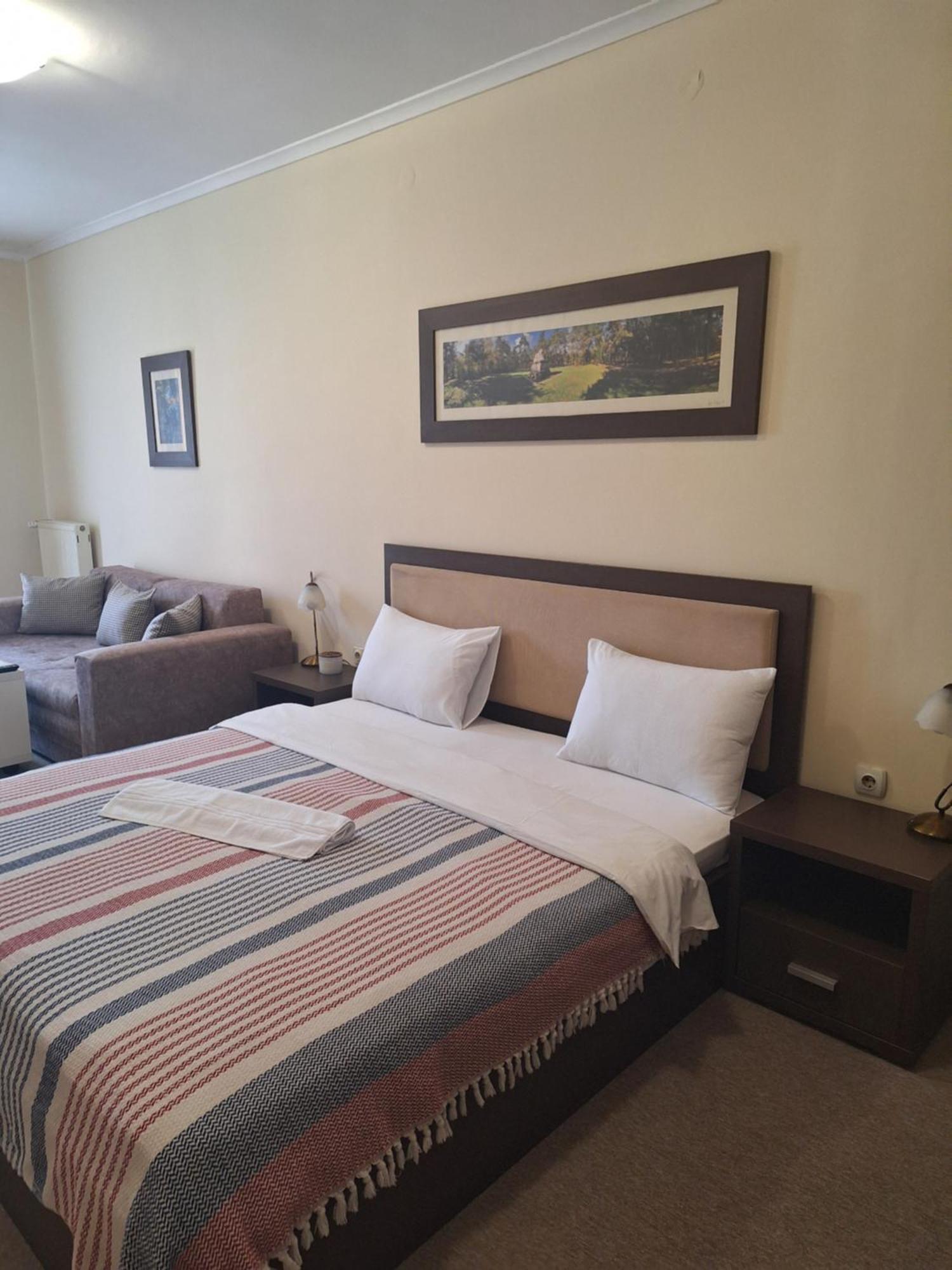 קרגיובאק Garni Hotel Ema מראה חיצוני תמונה