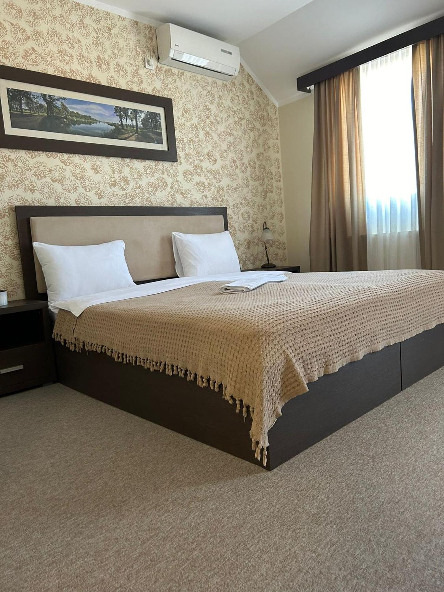 קרגיובאק Garni Hotel Ema מראה חיצוני תמונה
