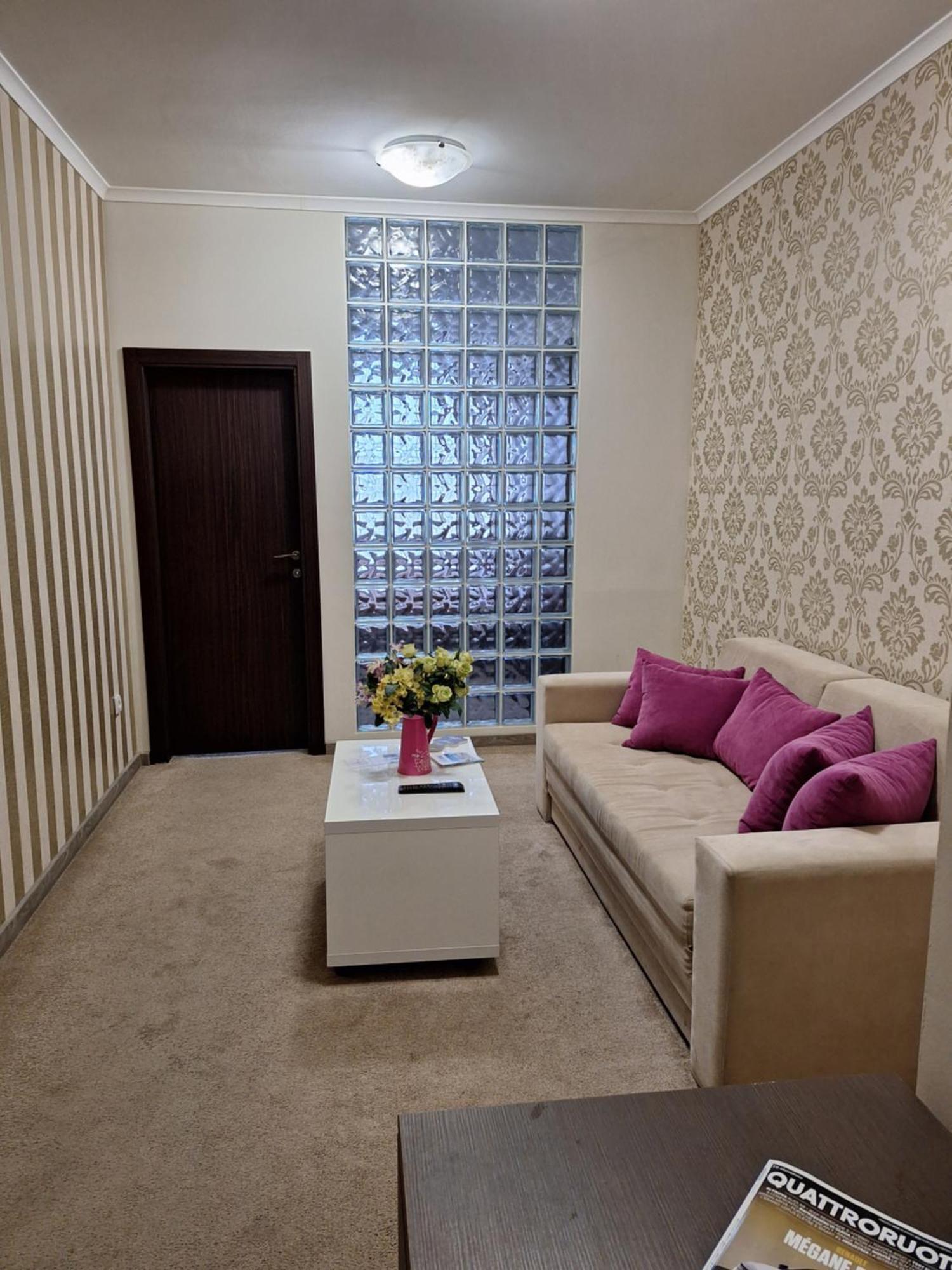 קרגיובאק Garni Hotel Ema מראה חיצוני תמונה